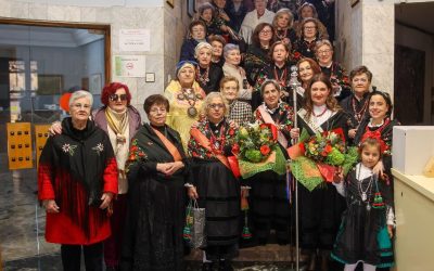 La Cofradía de Santa Águeda de La Bañeza celebra su fiesta recibiendo el bastón de mando