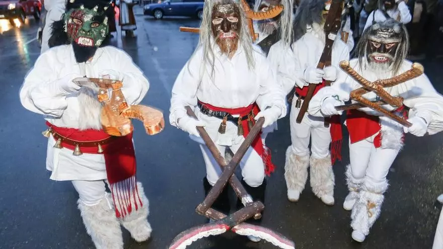 Sesenta y tres grupos de máscaras y caretos de Portugal, España, Italia y Bulgaria participan en el Encuentro Internacional de Rituales Ancestrales