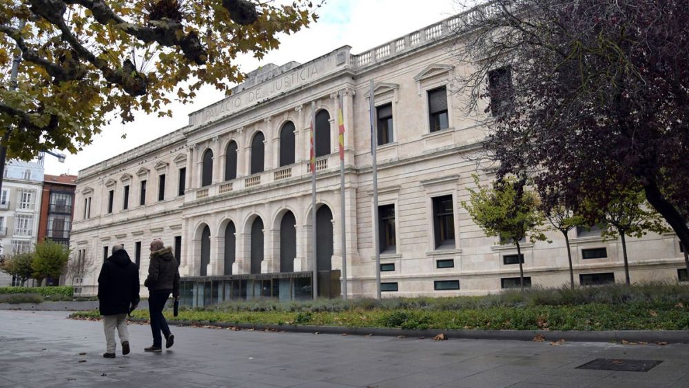 El TSJCyL condena a un hombre a seis meses de prisión por estafar casi 6.000 euros a una empresa de La Bañeza