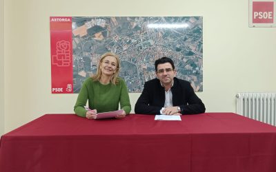 El concejal astorgano José Luis de la Iglesia acompaña a Nuria Rubio en la lista autonómica del PSOE por León