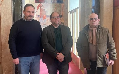 Los teatros de La Bañeza y Astorga ofrecerán servicio de transporte para asistir a las principales representaciones teatrales de la temporada
