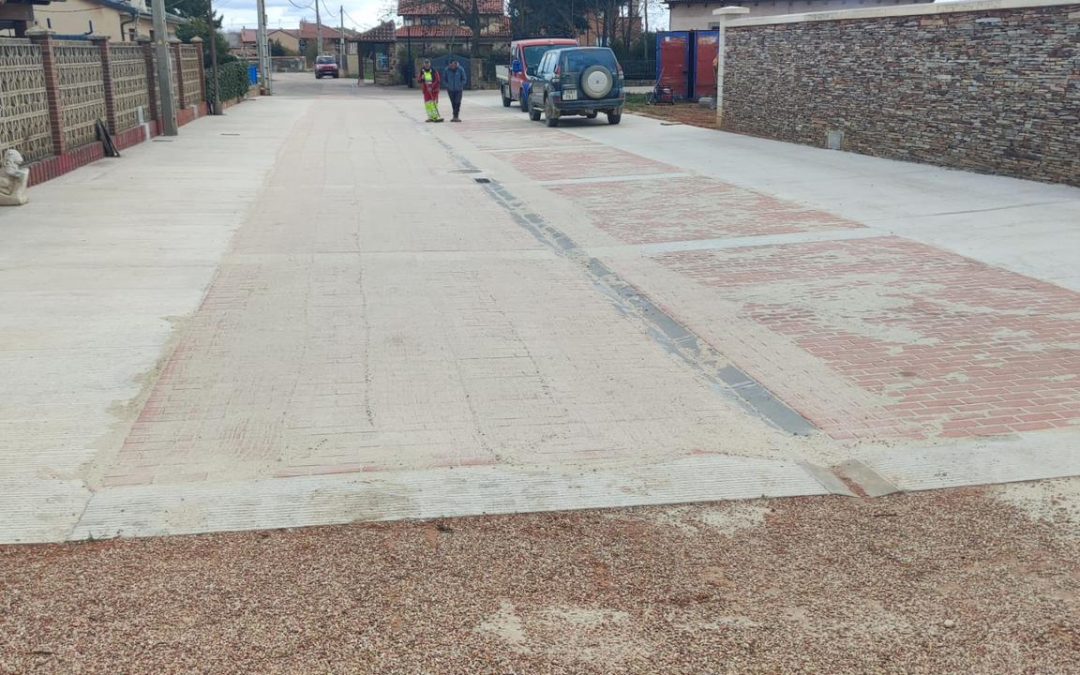 Finaliza la urbanización de la calle Camino Angosto de Murias de Rechivaldo