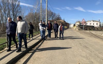 La Diputación destina casi un millón de euros a la mejora de la travesía de Santibáñez de la Isla y la construcción de un nuevo puente
