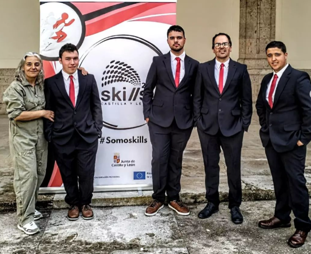 Los alumnos del colegio Sierra Pambley de Hospital de Órbigo triunfan en los Spain Skills de floristería y jardinería