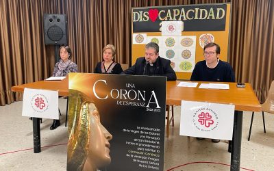 La Archicofradía de los Dolores impulsa un aula tecnológica en las Cinco Llagas que quedará como testimonio social de la coronación canónica