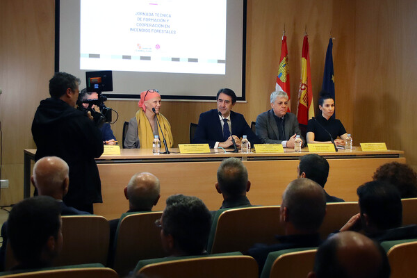 Suárez-Quiñones reconoce que “los extremos climáticos hacen que las predicciones sean inseguras” sobre los incendios