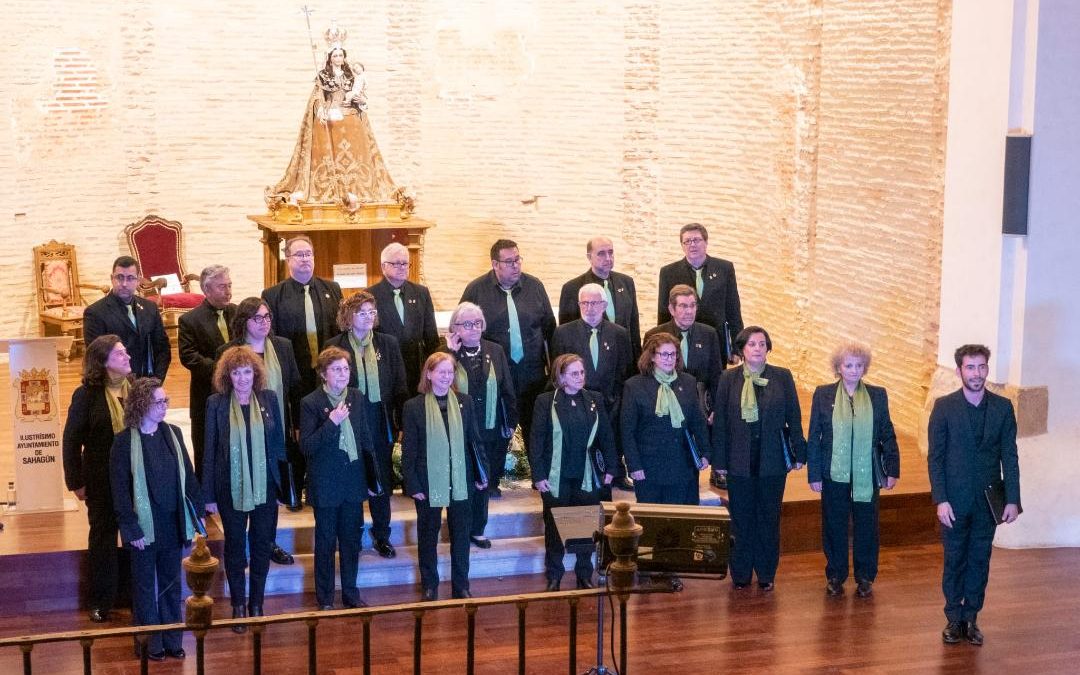 La Coral del Milenario participó en el II Encuentro Coral de Fecorle en Sahagún