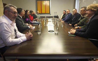 El presidente de la Diputación destaca la relevancia del sector azucarero como motor económico
