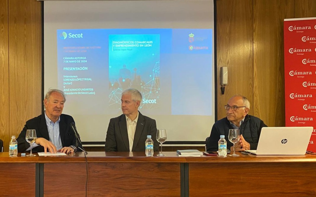 La Cámara de Comercio de Astorga y el Secot suscriben un convenio para fomentar el emprendimiento