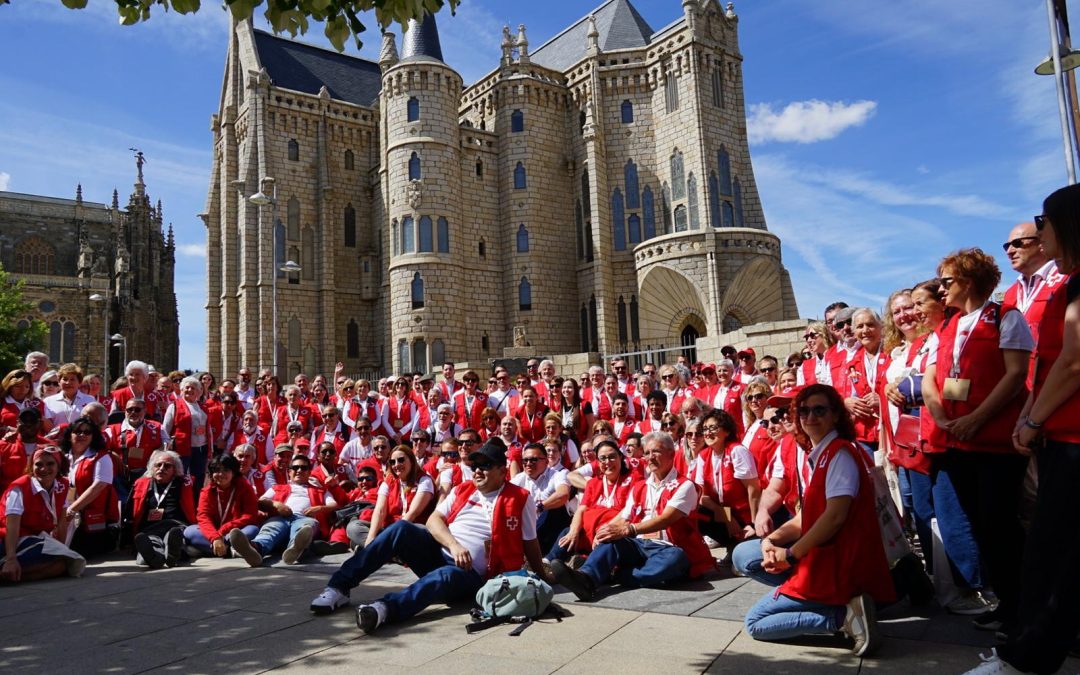Más de 200 integrantes de Cruz Roja en Castilla y León se reúnen en  Astorga para celebrar el Encuentro Autonómico de voluntariado