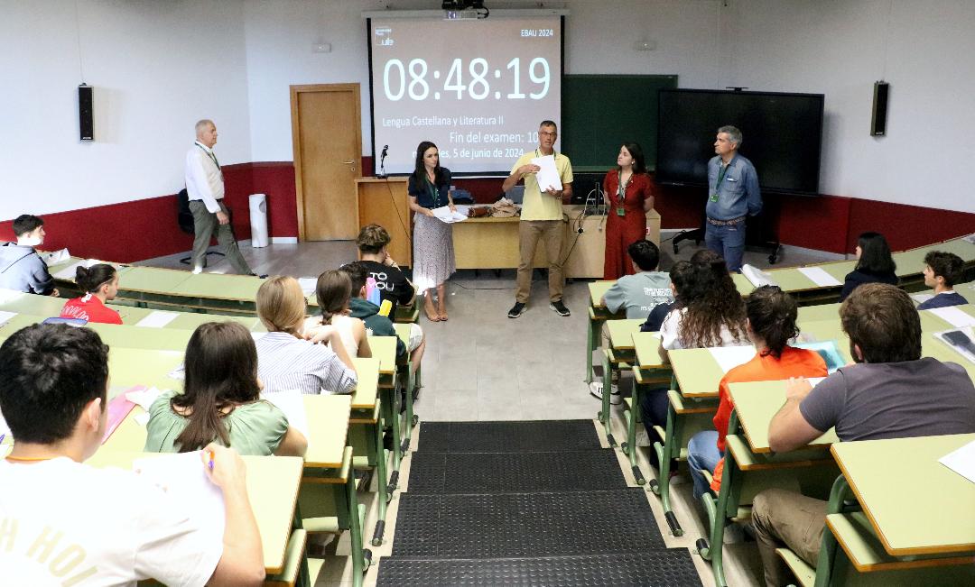 Normalidad en la primera jornada de la Ebau en León y Ponferrado