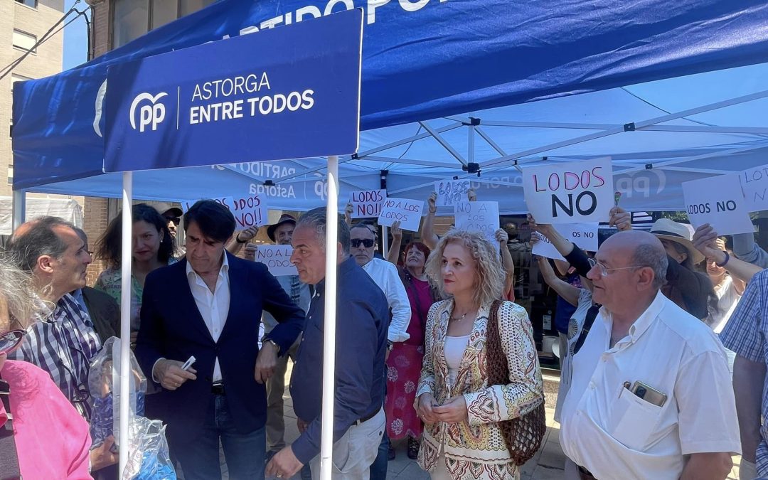 Martes de campaña en Astorga: Del «no a los lodos» a las políticas europeas que marcan el futuro