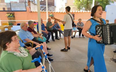 Musicoterapia en el centro de día de AFA Astorga