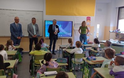 Reabre el aula de Estébanez de la Calzada y los institutos de Astorga y el Vía de la Plata de La Bañeza aumentan su oferta de Formación Profesional