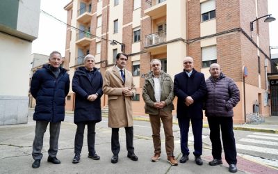 La Junta invertirá cerca de un millón de euros en la rehabilitación del edificio anexo al Blanco de Cela para construir ocho viviendas