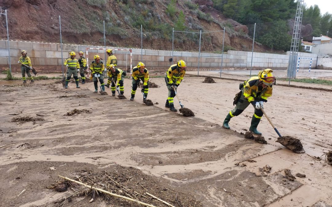 39 efectivos de la Brif de Tabuyo trabajan en la zona destrozada por la Dana en Valencia