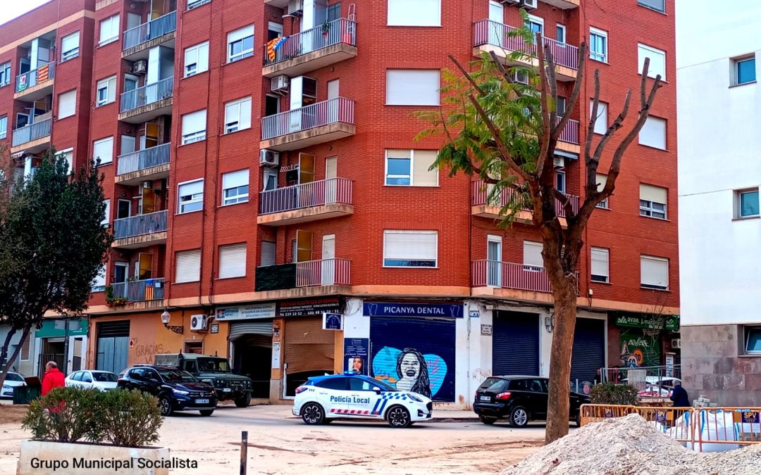 El PSOE agradece su labor a la Policía Local de Astorga que presta ayuda en Valencia
