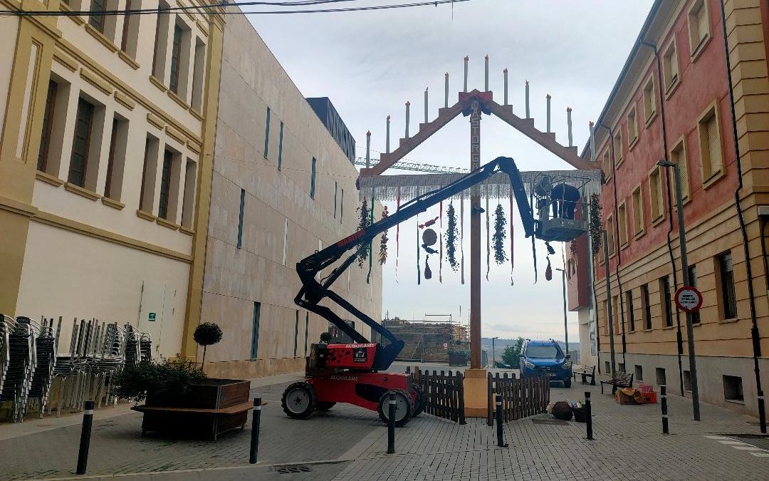 Astorga iluminará la Navidad este jueves con la novedad del Ramo leonés de la plaza Arquitecto Gaudí