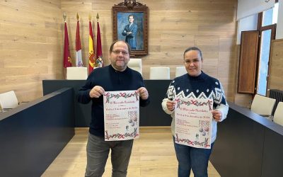 La Bañeza comienza su Navidad inaugurando el II Mercado Navideño