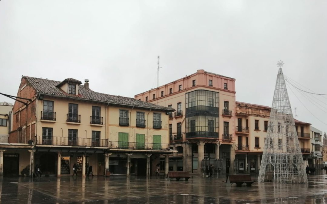El Psoe de Astorga propone una proyección y programación navideñas mejorables