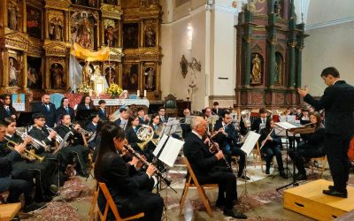 La Banda de Música de La Bañeza actúa en Galicia antes de su cita local del 11 de julio