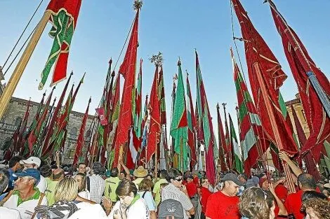 El Instituto Leonés de Cultura destina 100.000 euros a la elaboración de réplicas de pendones desaparecidos o en mal estado