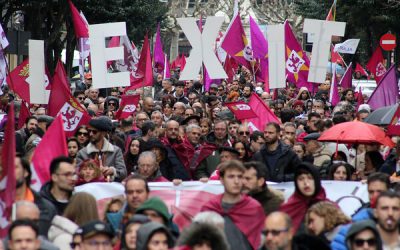 Miles de leoneses piden en la calle ‘Más soluciones y menos cuentos’ para el desarrollo económico y social de la provincia