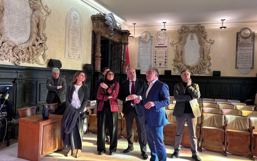 Carlos Pollán preside la Mesa de las Cortes de Castilla y León en Astorga