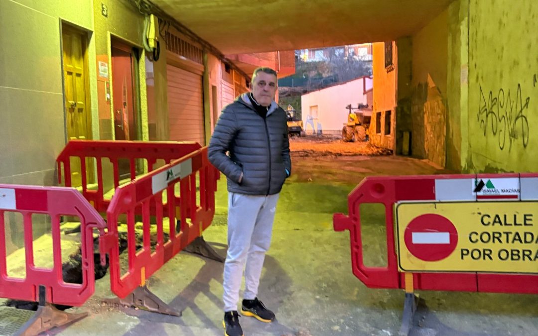 Astorga inicia la renovación de la calle Santa Colomba tras siete años de reclamaciones vecinales