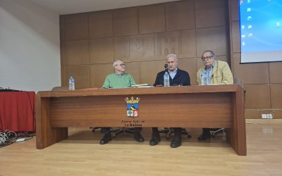 Mario del Río Mazón presenta en La Bañeza su último libro sobre la Cofradía de la Santa Vera Cruz