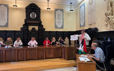 El ayuntamiento de Astorga se posiciona contra el cierre de la fábrica de Azucarera