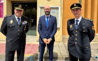 Francisco Javier Martín García toma el mando de la Comisaría de la Policía Nacional de Astorga
