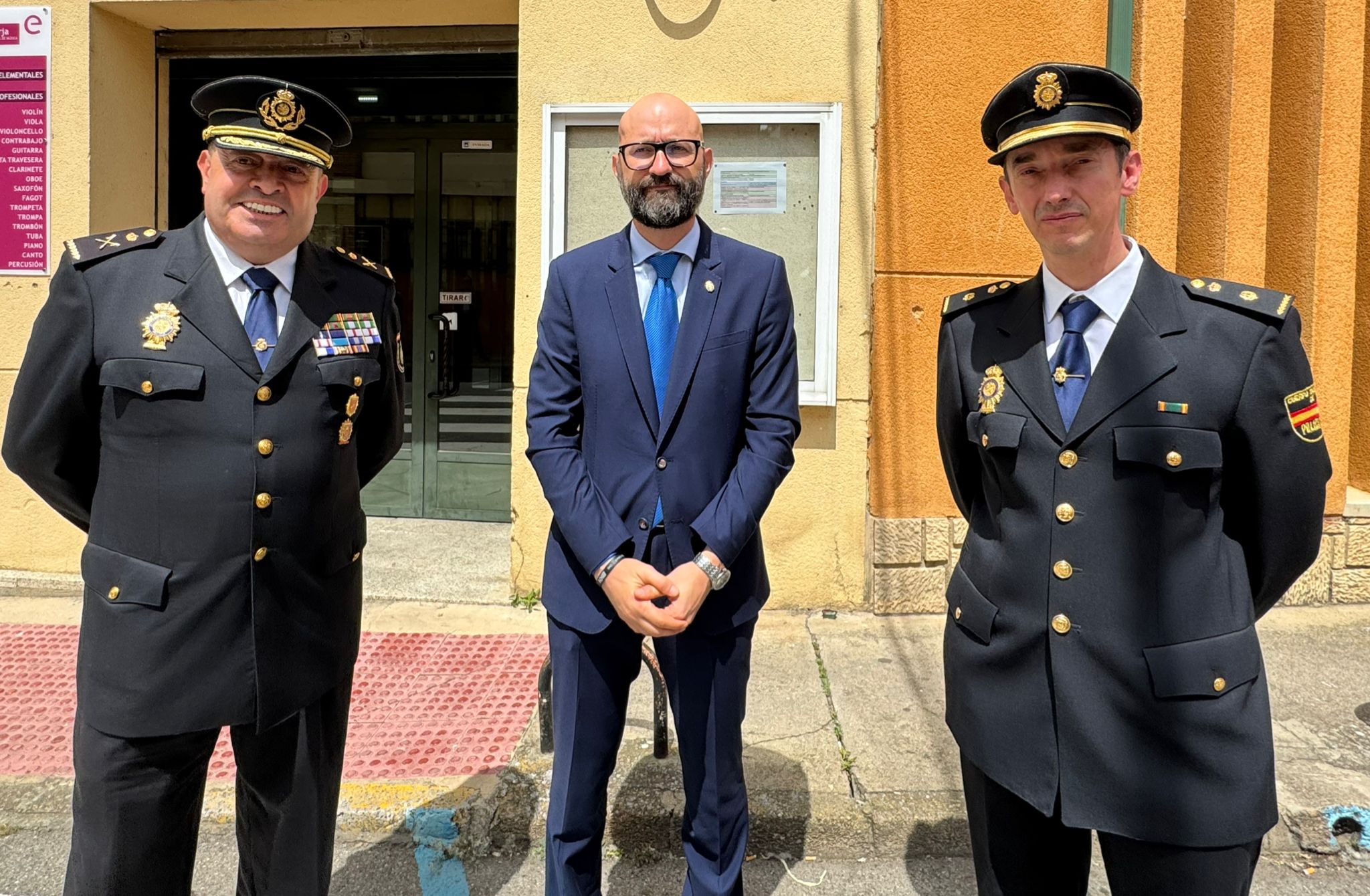 Francisco Javier Martín García toma el mando de la Comisaría de la Policía Nacional de Astorga