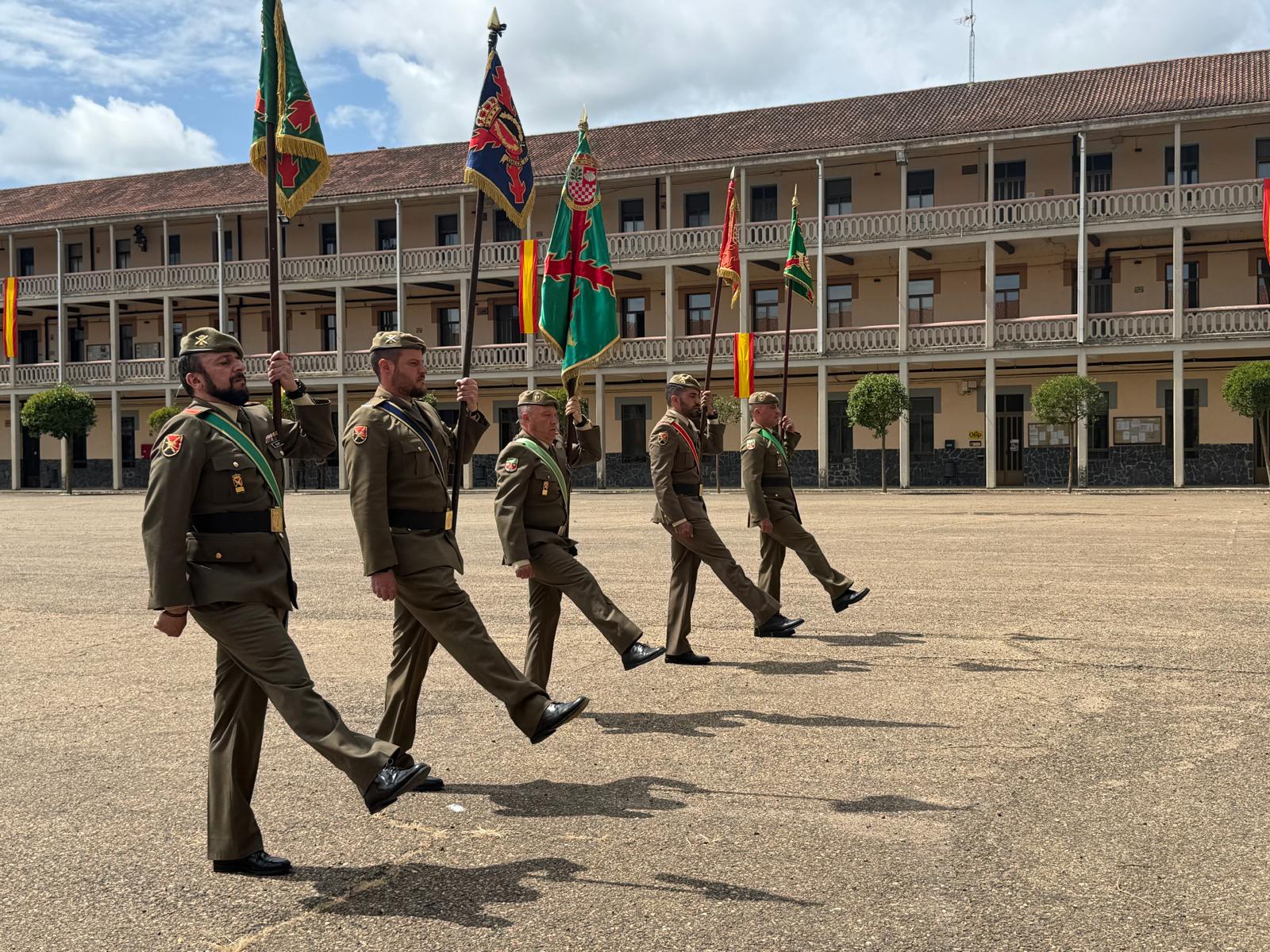 El acuartelamiento Santocildes abre sus puertas a los vecinos en el Día de las Fuerzas Armadas