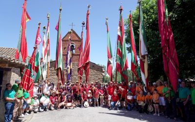 Oteruelo de la Valduerna reúne a una docena de pendones de la contorna