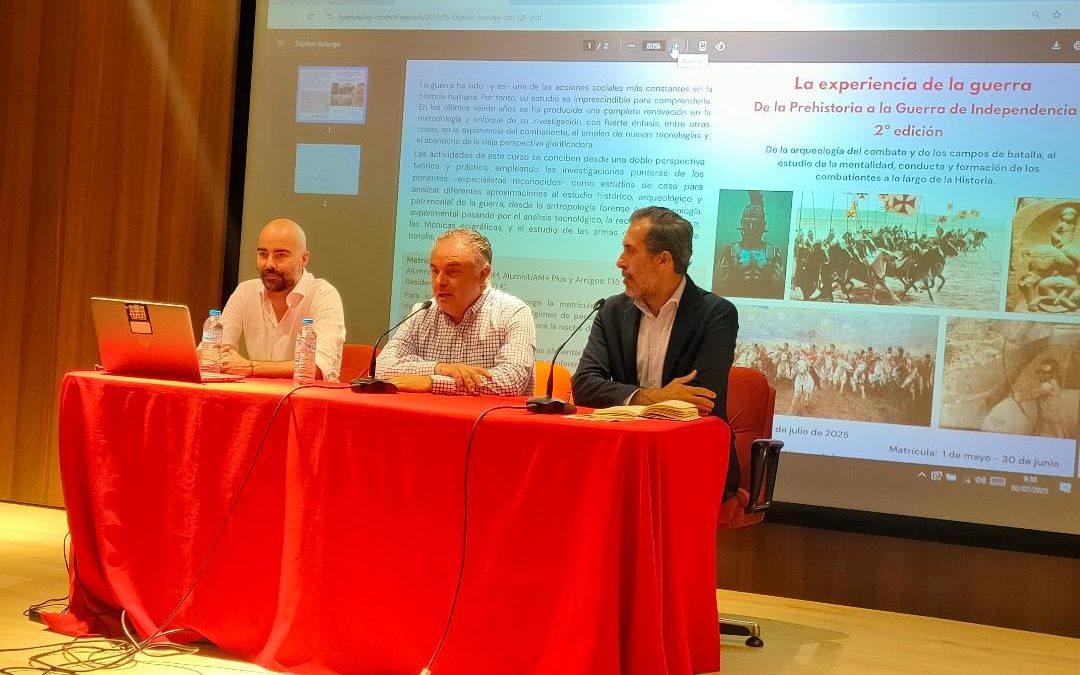 Los alumnos de la Autónoma de Madrid y los de la Universidad de la Experiencia de Astorga se unen en el curso ‘La experiencia de la guerra’