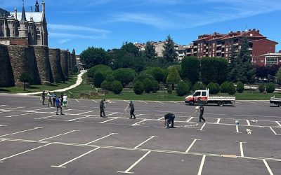 El aparcamiento del Melgar ya cuenta con marcas viales para ordenar el estacionamiento de vehículos