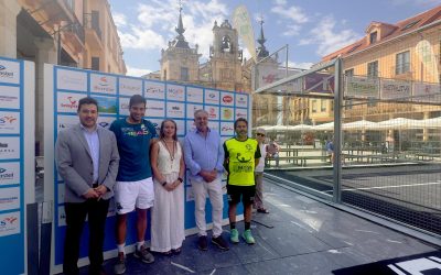 La Plaza Mayor de Astorga albergará a casi 400 jugadores de pádel hasta el 13 de julio