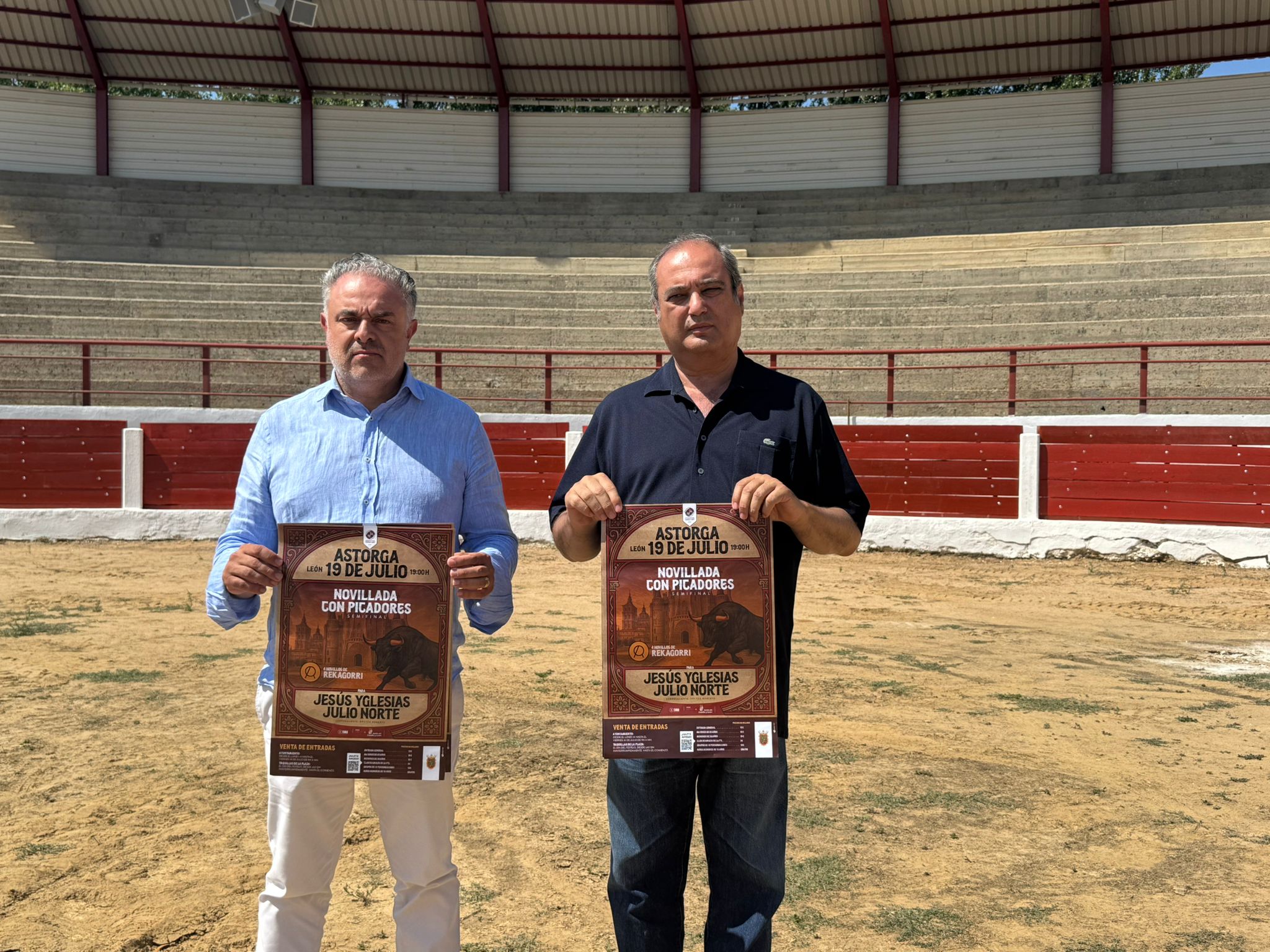 Astorga pone a punto su plaza de toros para acoger la semifinal del Circuito de Novilladas