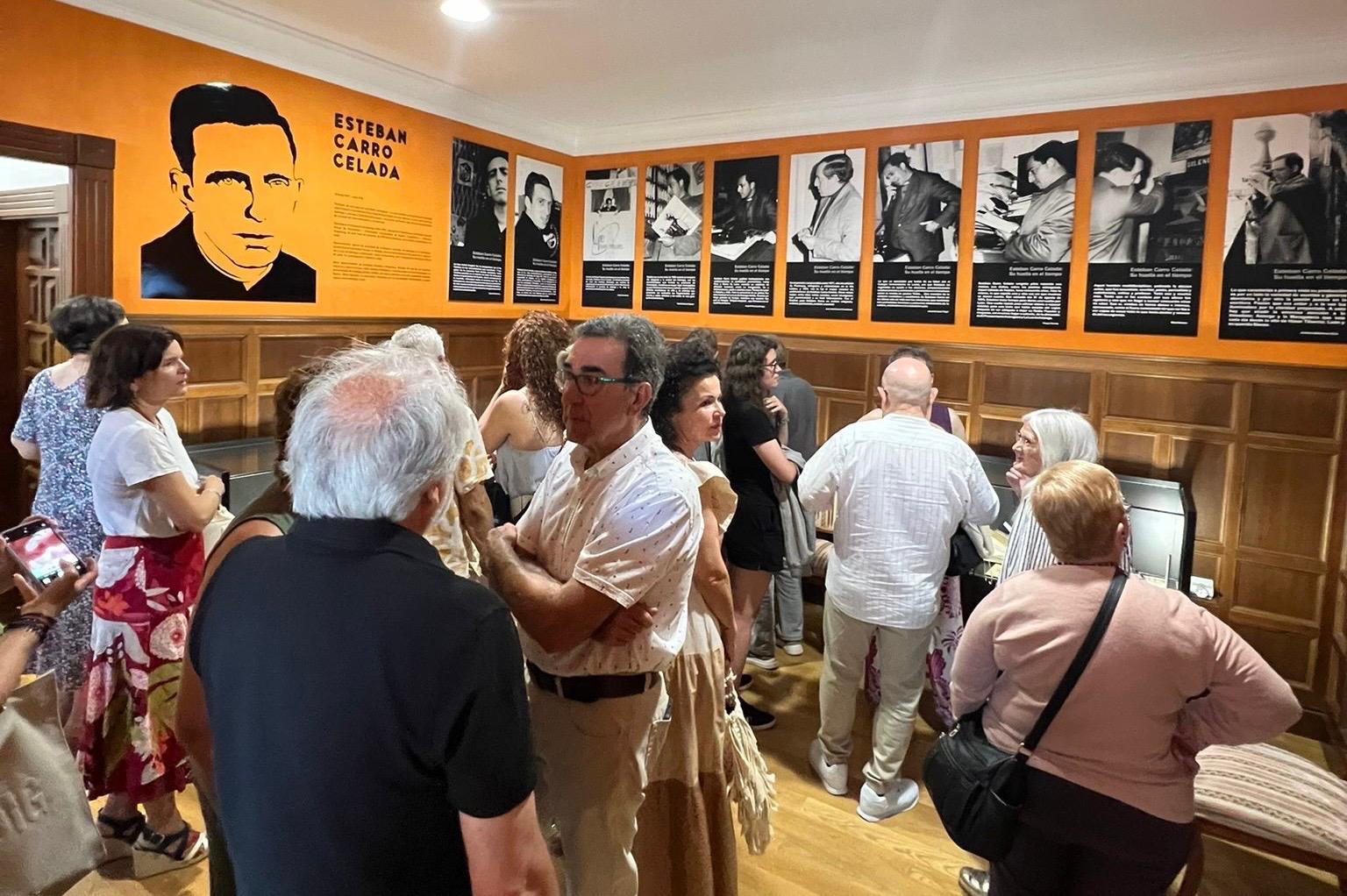 La Casa Panero inaugura sus dos nuevas salas con familiares de ambas figuras clave de la cultura astorgana