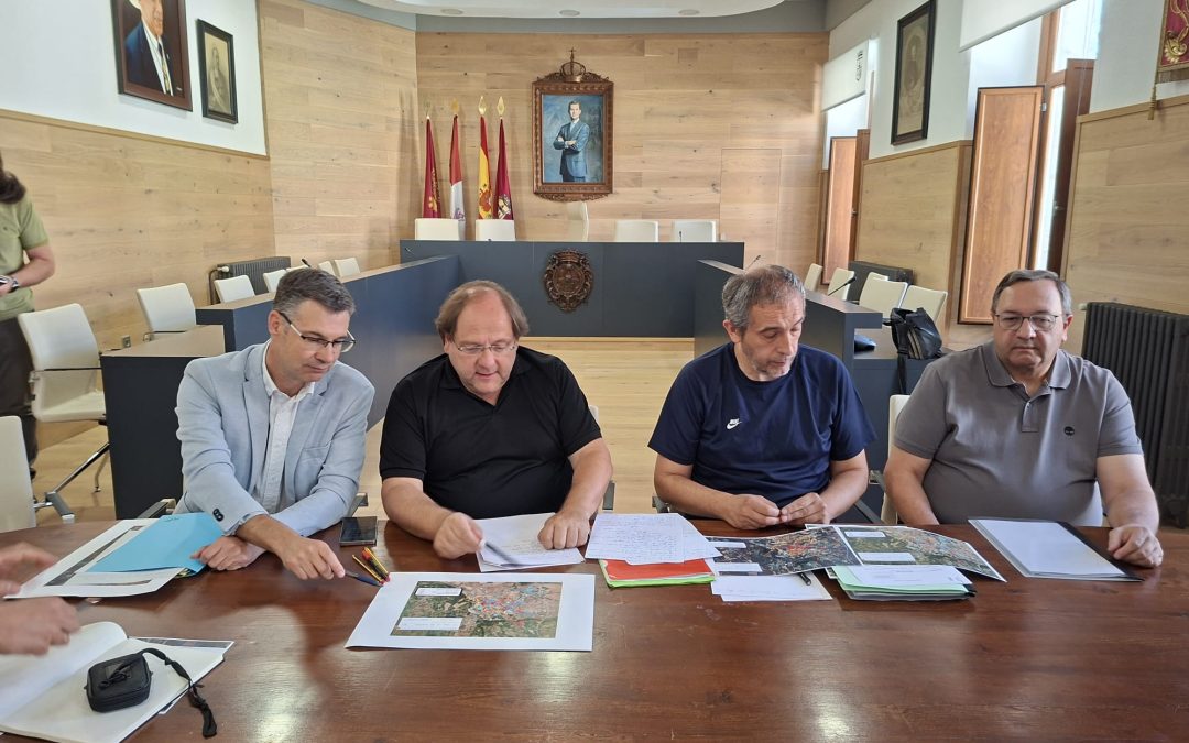 El ayuntamiento de la Bañeza propone una subida del agua de 19 céntimos diarios para consumos básicos