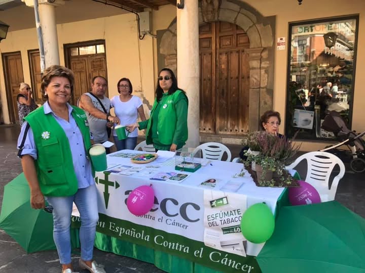 La AECC organiza en Astorga su cuestación anual el 23 de agosto con cuatro mesas solidarias