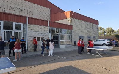 El Ayuntamiento de La Bañeza activa el dispositivo de acogida ante posibles desalojos por el incendio de Porto (Zamora)