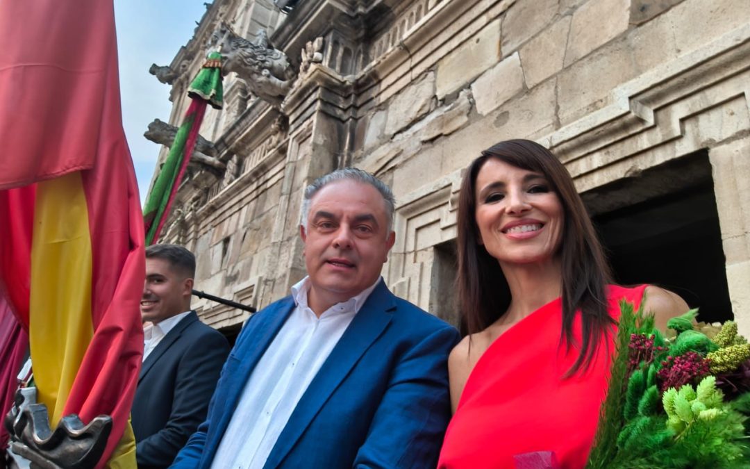 Astorga da el pistoletazo de salida a sus fiestas con el pregón de Olga Lambea