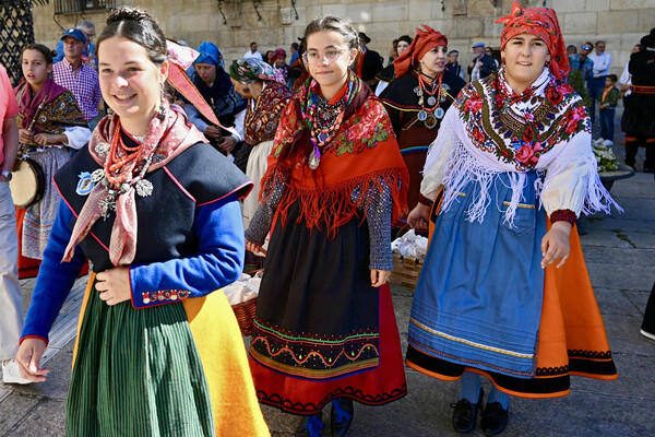 León celebra este domingo el Día de la Exaltación de la Indumentaria Tradicional leonesa