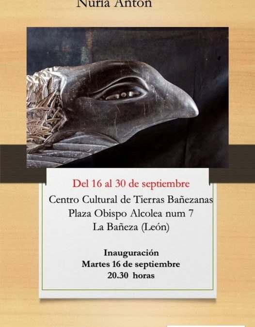 Nuria Antón presenta en La Bañeza su exposición “Interiores”