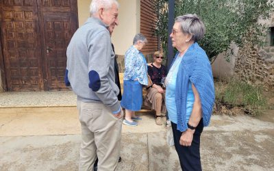 El presidente de Cáritas visita algunas de las zonas afectadas por los incendios en las Diócesis de Astorga y de León