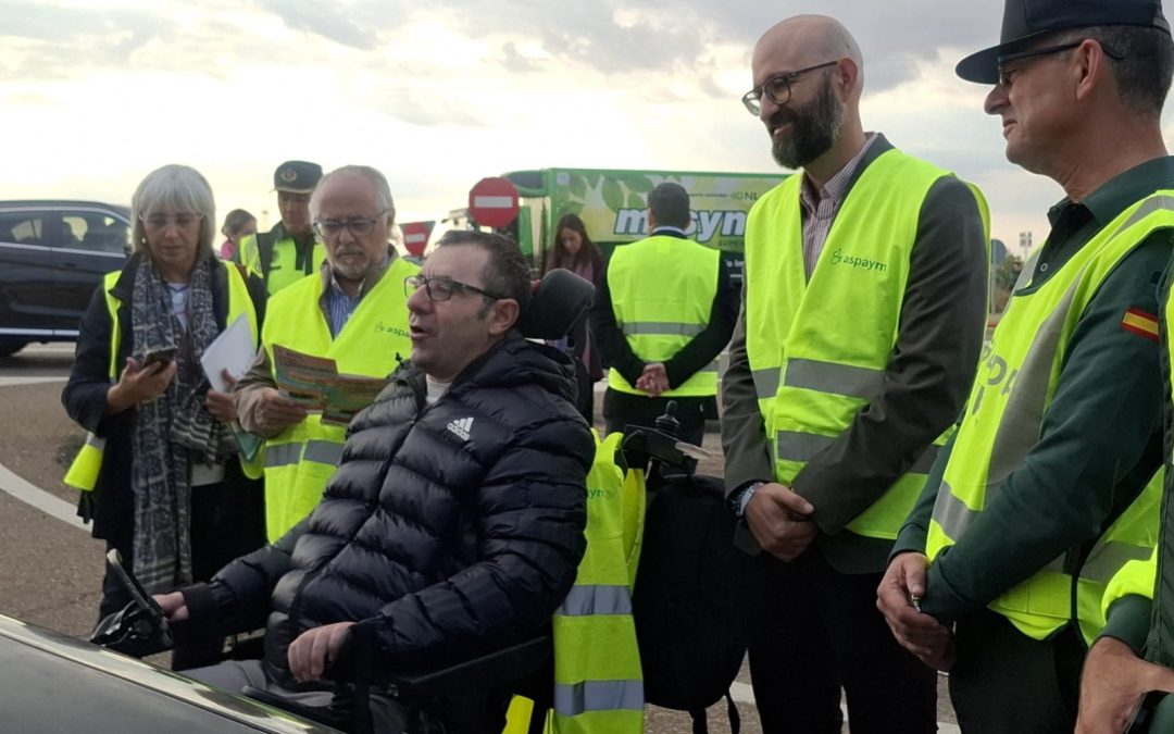 Campaña especial de Tráfico para vigilar las distracciones al volante, causantes del 30% de los siniestros mortales