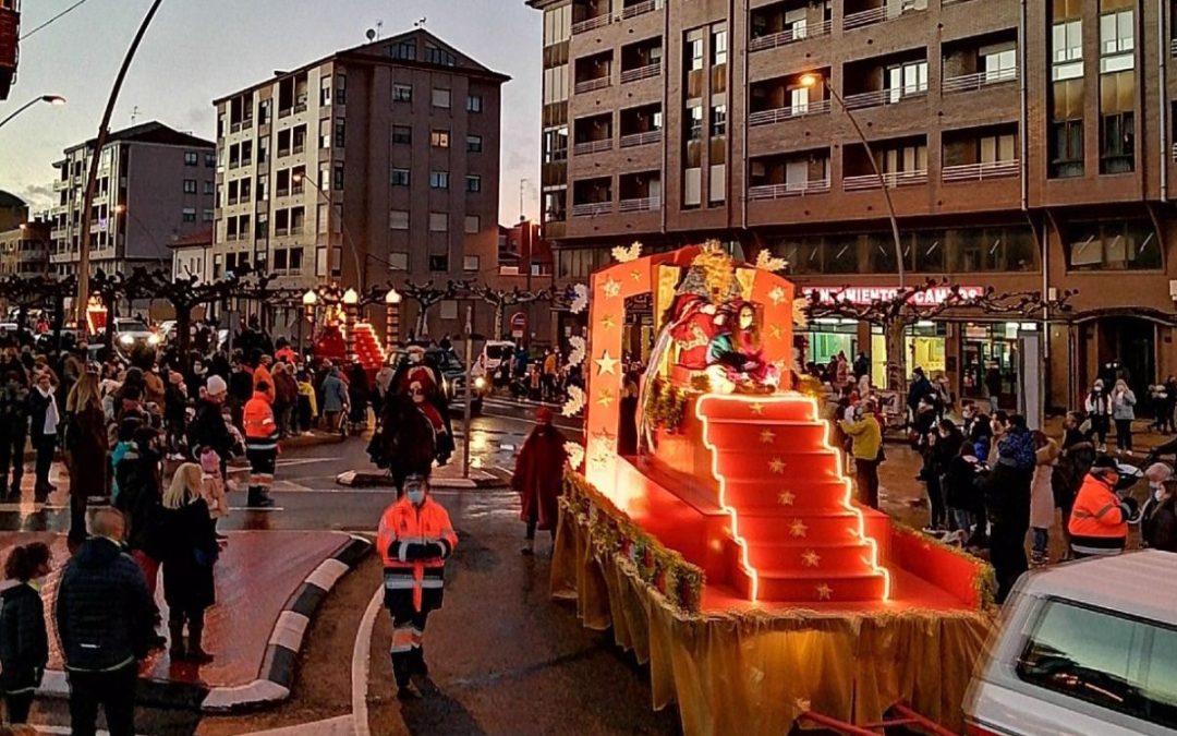 Carrozas Álvarez SL obtiene la adjudicación para la Cabalgata de Reyes 2025-2026 en Astorga