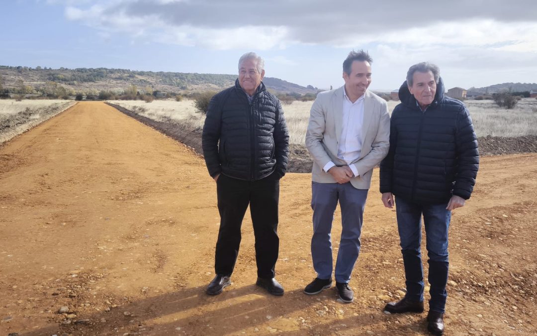 Las obras de la concentración parcelaria de Benavides-Quintanilla del Valle, en León, se encuentran al 50 % de ejecución con una inversión de la Junta de 1,4 millones